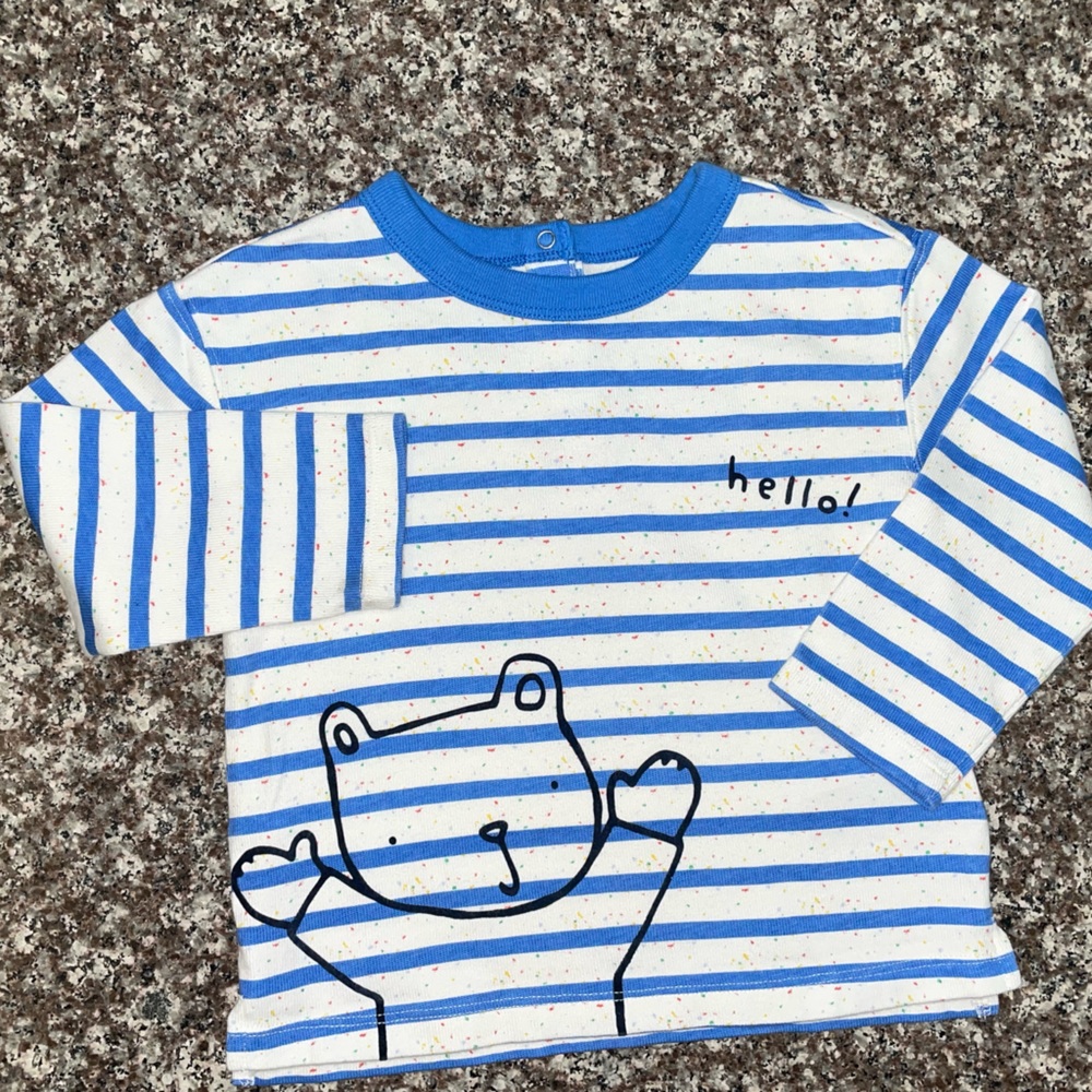 Baby Gap Crewneck Pullover 🐻